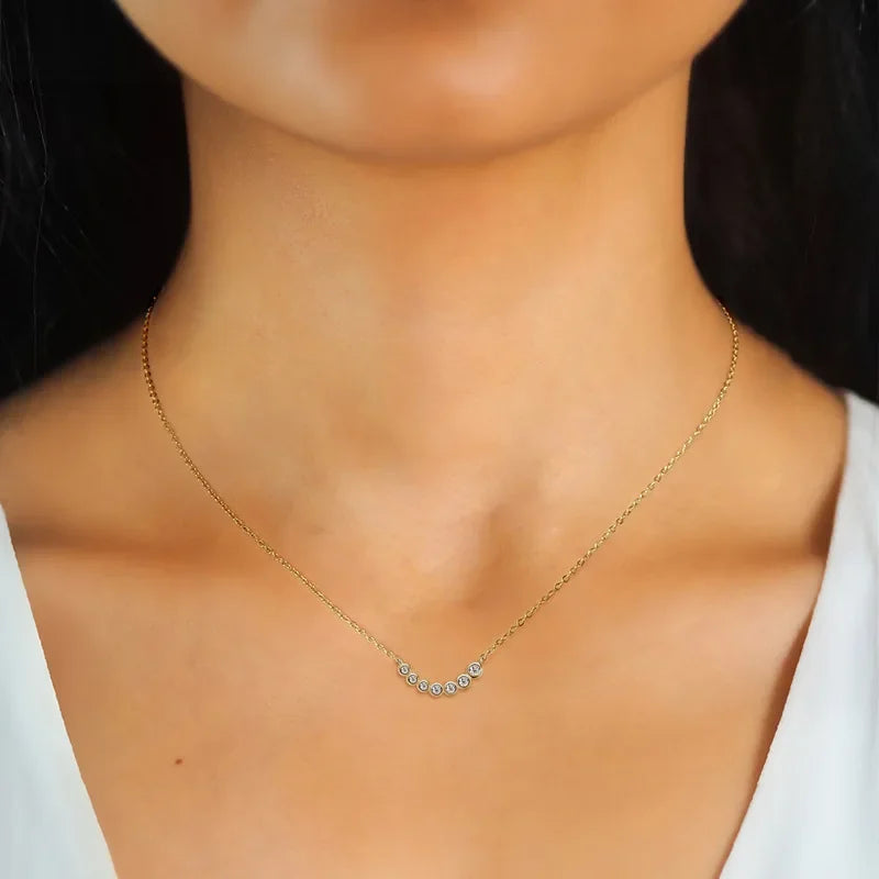 rata 925 banhada em ouro branco 18k.
Pedra: Moissanita 1,0 ct (quilate).